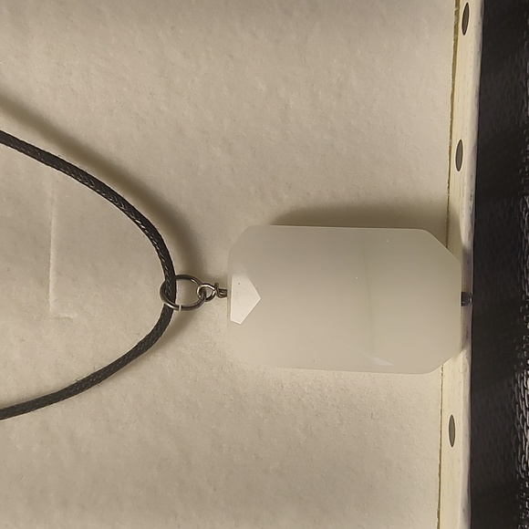 Quartz, black leather necklace, - Picture 2 of 5